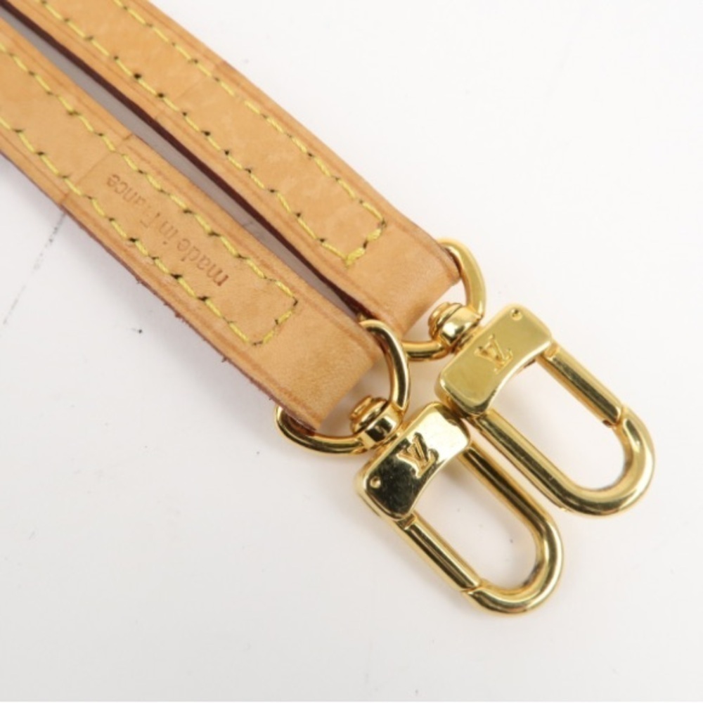 Flawless Louis Vuitton Pochette accessories crossbody shoulder with strap! - Picture 4 of 15